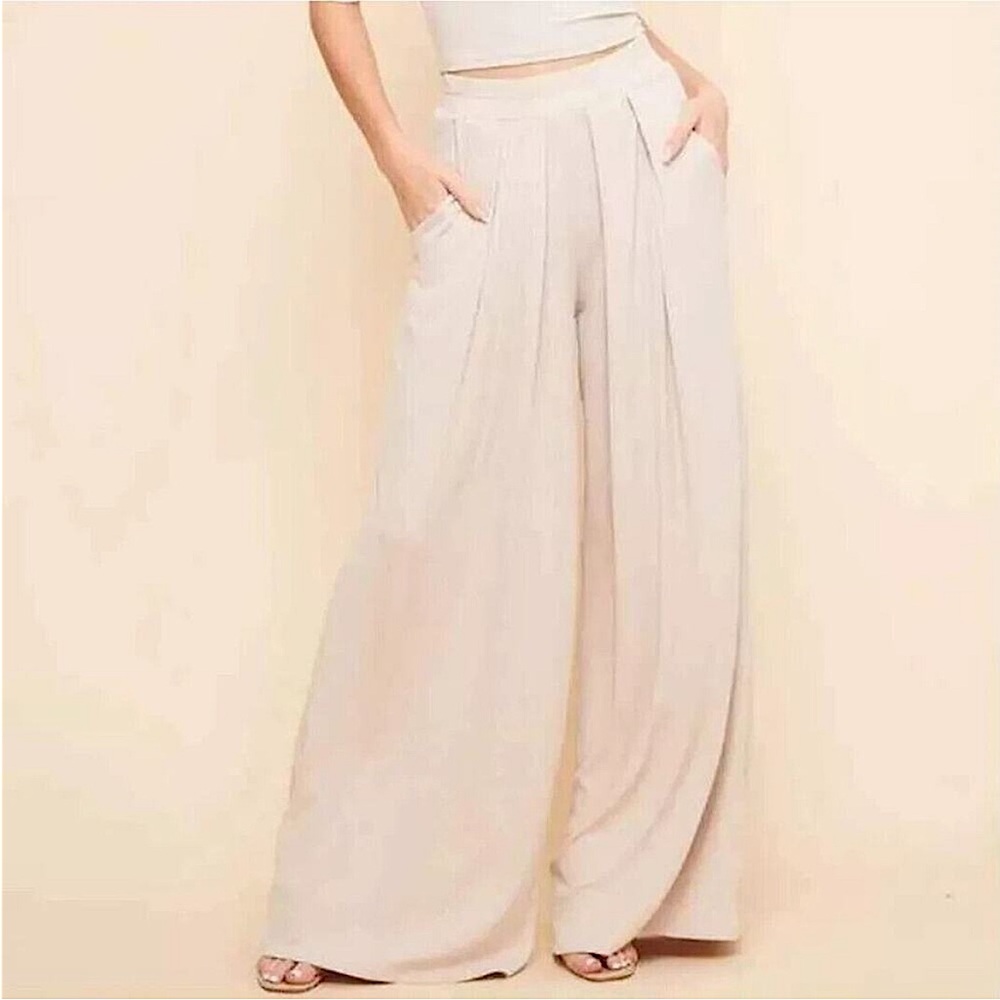 Wide Leg Pleated Women’s Pants in Cream